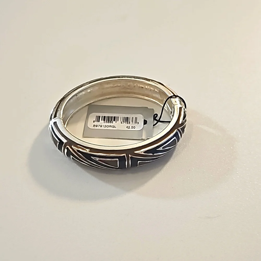 Vintage Gold Tone Sequin Enamel Oval Cuff Clamper Bracelet.